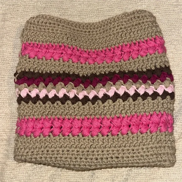 NWT Handcrafted Pink and Tan Crochet Crossbody Bag - Picture 9 of 13